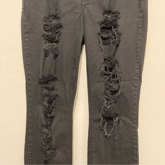 Pistola Black Jeans Womens Size 31 Distressed Ripped Pants Skinny Jeans Mid Rise - Picture 10 of 10